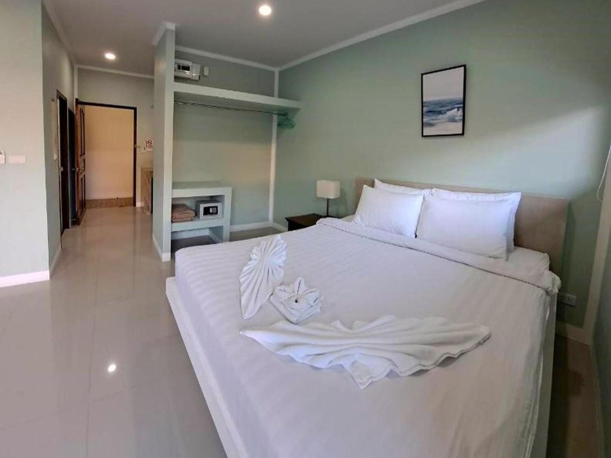 J & Ariya Hotel Near Samui Airport And Koh Phangan Pier Bophut Buitenkant foto